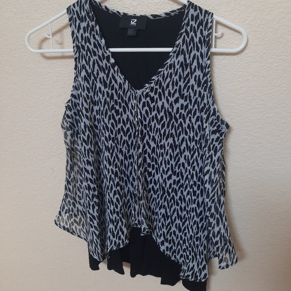 Leopard print top